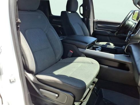 Used 2019 RAM 1500 Big Horn AWD/4WD image 14