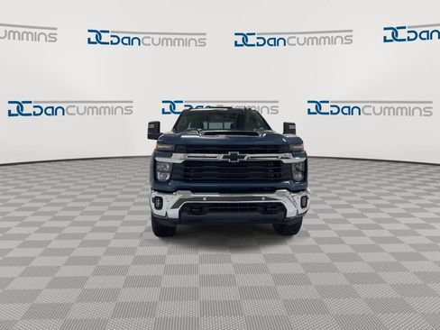New 2026 Chevrolet Silverado 2500 LT w/ All Star Edition AWD/4WD image 3
