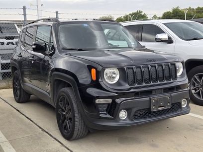 Used 2019 Jeep Renegade Altitude w/ UConnect 8.4 Nav Group