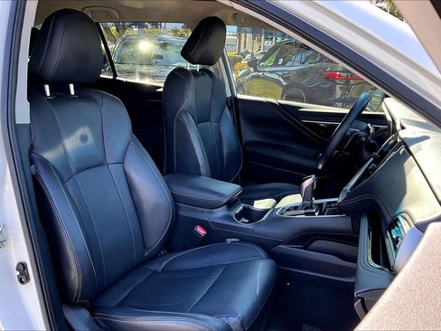 Used 2021 Subaru Outback Limited XT image 8