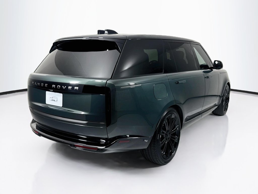 New 2026 Land Rover Range Rover Long Wheelbase SE AWD/4WD image 5