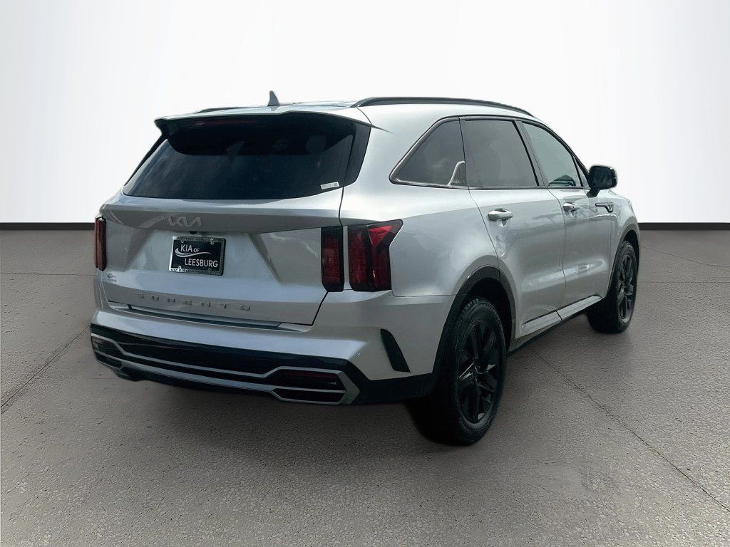 Certified 2022 Kia Sorento S FWD image 7