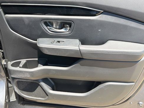 Used 2025 Honda Pilot EX-L image 30
