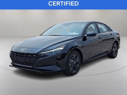 Certified 2023 Hyundai Elantra SEL w/ Cargo Package FWD image 4
