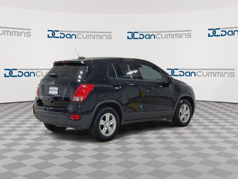 Used 2020 Chevrolet Trax LS FWD image 8
