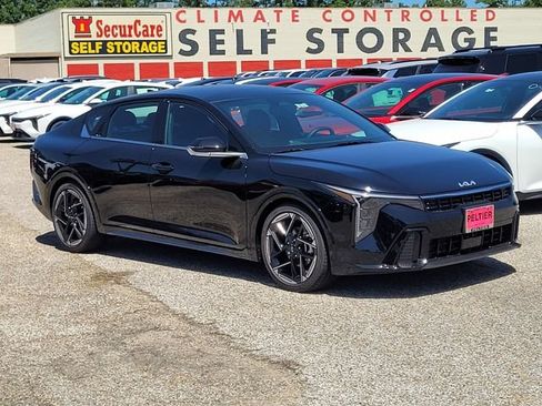 New 2026 Kia K4 GT-Line w/ GT-Line Sunroof Package FWD image 1