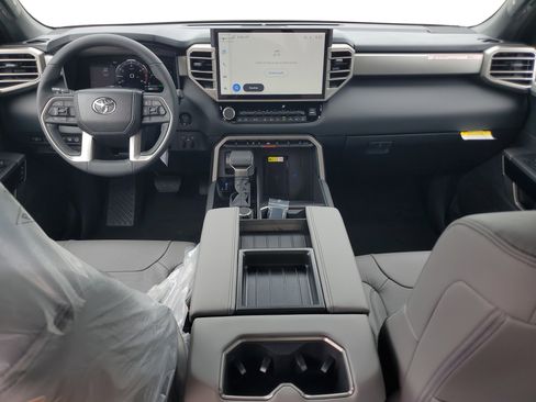 New 2026 Toyota Tundra Limited AWD/4WD image 16