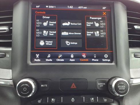 Used 2020 RAM 1500 Laramie w/ Sport Appearance Package AWD/4WD image 23