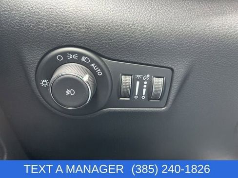 New 2026 Jeep Compass Latitude image 23