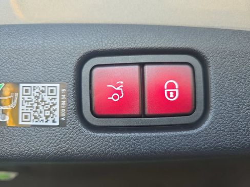 Certified 2026 Mercedes-Benz E 350 4MATIC Sedan image 15
