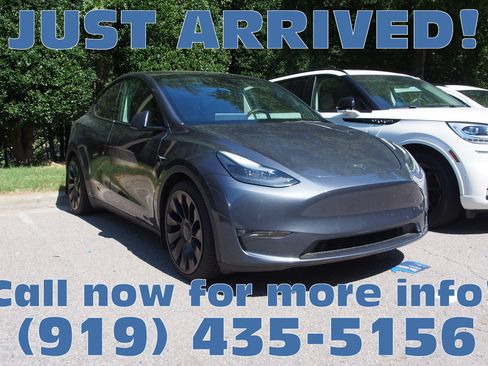 Used 2022 Tesla Model Y Performance AWD/4WD image 1