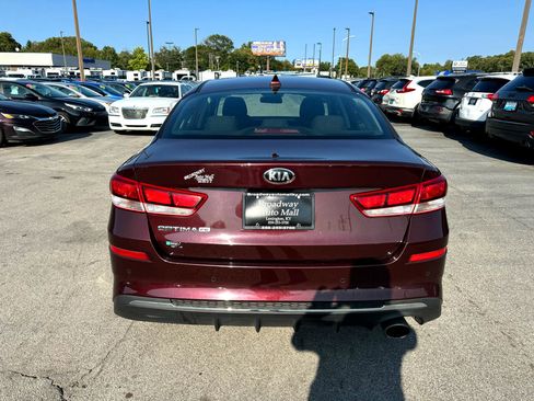 Used 2020 Kia Optima LX image 4