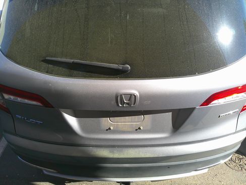 Used 2019 Honda Pilot Touring image 7