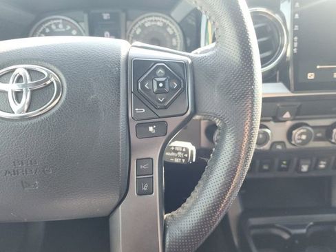 Used 2019 Toyota Tacoma TRD Off-Road w/ Technology Package image 34
