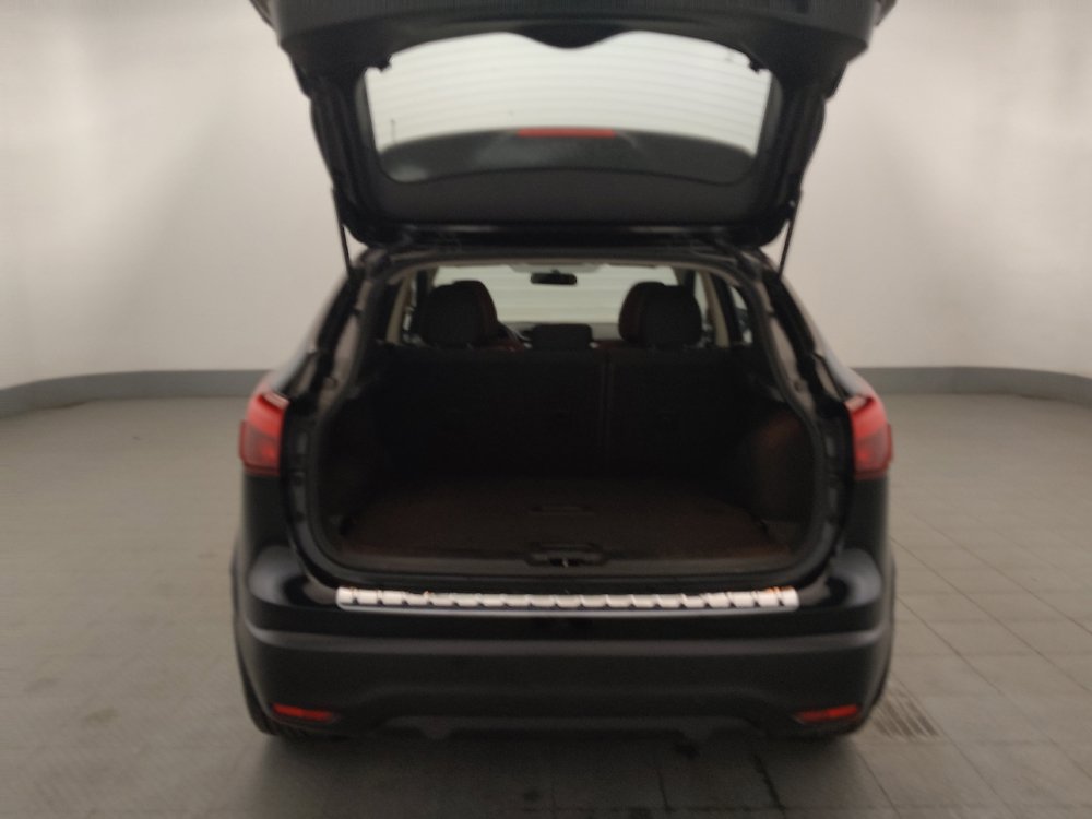 Used 2019 Nissan Rogue Sport S w/ Appearance Package AWD/4WD image 29