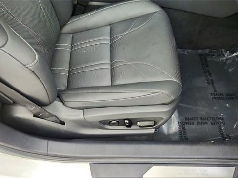 Used 2025 Lexus ES 350 Ultra Luxury image 22