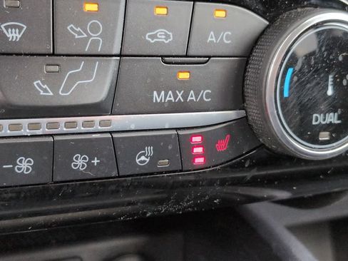 Used 2022 Ford Escape SEL AWD/4WD image 21
