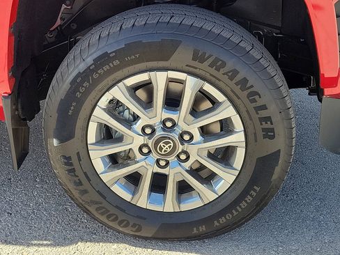 New 2026 Toyota Tacoma Limited image 7