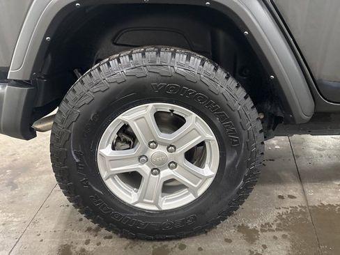 Used 2022 Jeep Wrangler Unlimited Sport image 34