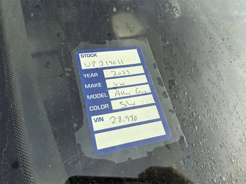 Used 2023 Volkswagen Atlas Cross Sport SE image 9