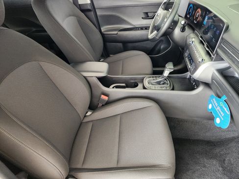 Used 2025 Hyundai Kona SEL AWD/4WD image 14