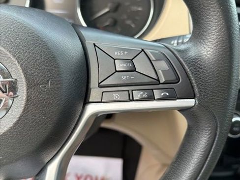 Used 2017 Nissan Rogue S image 14