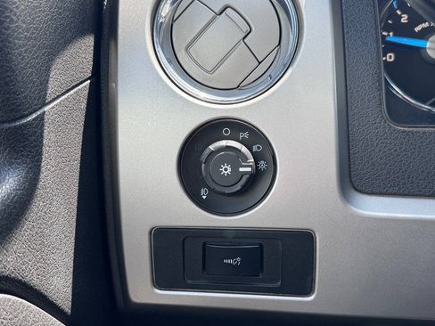 Used 2013 Ford F150 Lariat w/ Luxury Equipment Group AWD/4WD image 19