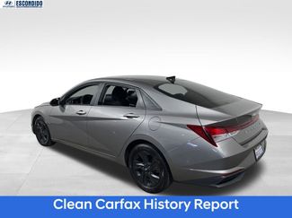 Used 2022 Hyundai Elantra SEL w/ Cargo Package FWD video 3