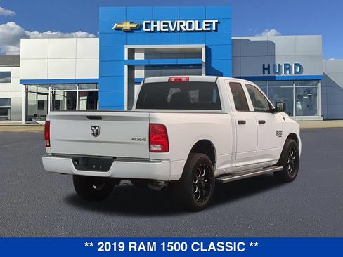 Used 2019 RAM 1500 Express w/ Express Value Package AWD/4WD image 4