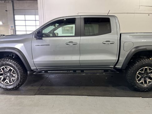 New 2026 Chevrolet Colorado ZR2 w/ Technology Package AWD/4WD image 4