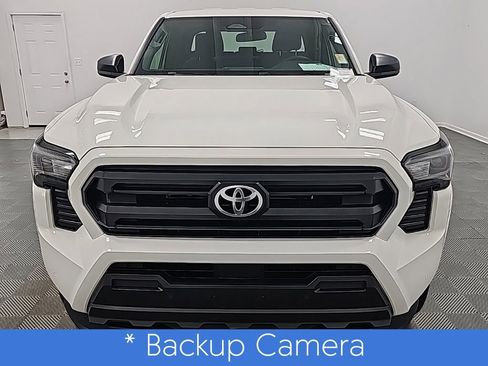 Used 2024 Toyota Tacoma SR image 4