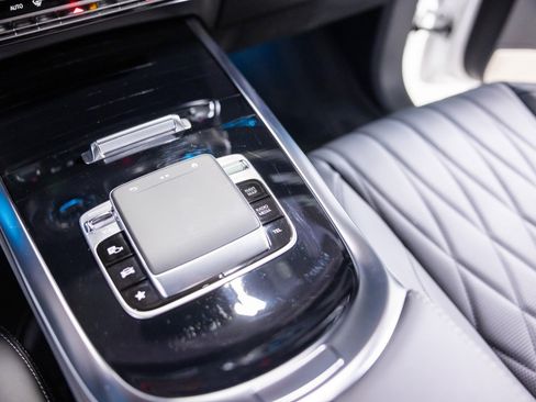 Used 2025 Mercedes-Benz G 63 AMG 4MATIC image 46