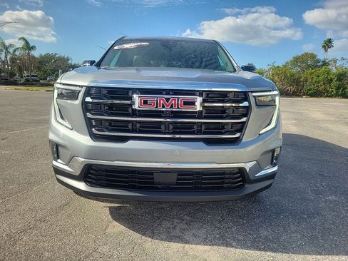 New 2026 GMC Acadia Elevation w/ Elevation Premium Package image 3