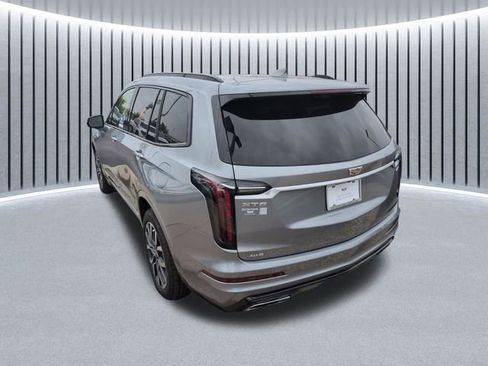 Certified 2023 Cadillac XT6 Sport w/ Platinum Package AWD/4WD image 9