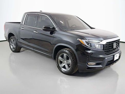 Used 2023 Honda Ridgeline RTL-E image 2
