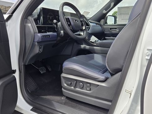 New 2026 INFINITI QX80 4WD w/ Sport Exterior Package image 13