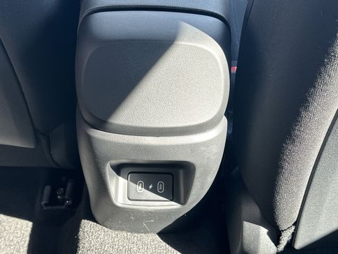 New 2026 Hyundai Elantra Sport FWD image 14