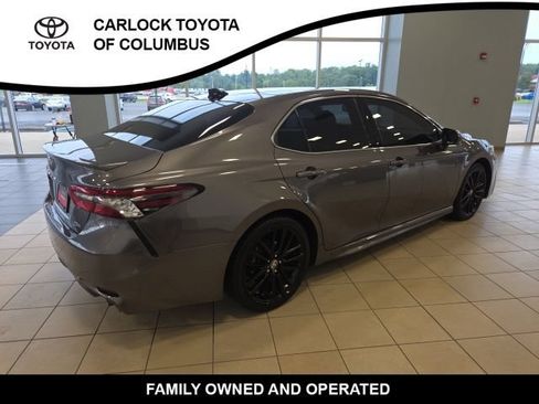 Used 2021 Toyota Camry XSE FWD image 8