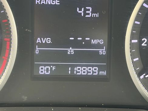 Used 2019 Hyundai Elantra SE FWD image 36