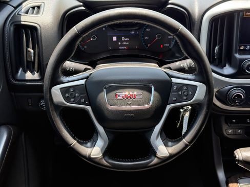 Used 2020 GMC Canyon SLT RWD image 15