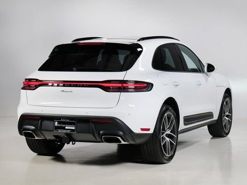 New 2025 Porsche Macan image 9