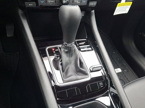 New 2026 Jeep Compass Latitude w/ Sun and Sound Group image 7