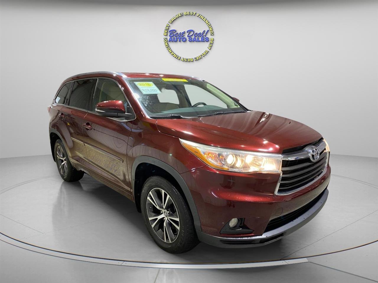 Used 2016 Toyota Highlander XLE AWD/4WD image 6