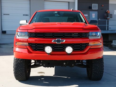 Used 2019 Chevrolet Silverado 1500 Custom w/ Custom Convenience Package image 22