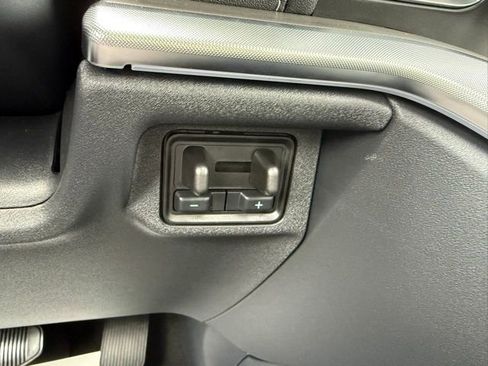 New 2025 Ford Expedition Max Platinum w/ Driver's Package image 21