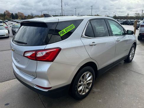 Used 2018 Chevrolet Equinox LT w/ LPO, Cargo Package FWD image 5