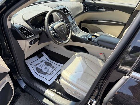 Used 2019 Lincoln Nautilus Reserve AWD/4WD image 8