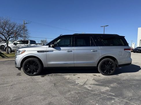 Used 2022 Lincoln Navigator L Black Label image 7