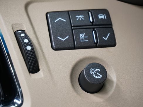 Used 2012 Cadillac CTS Luxury image 24