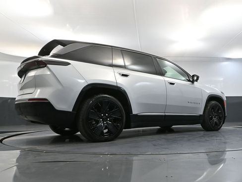 Used 2025 Jeep Wagoneer S Launch Edition image 59